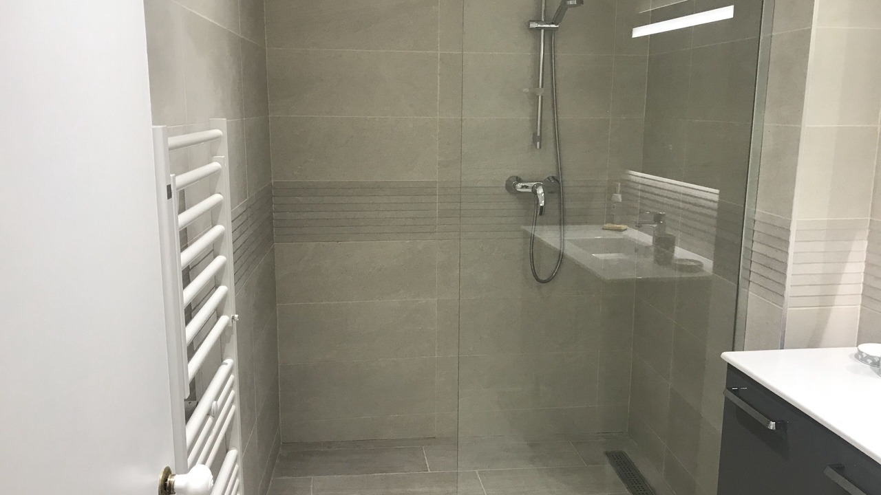 Photo of Bathroom in Mormoiron