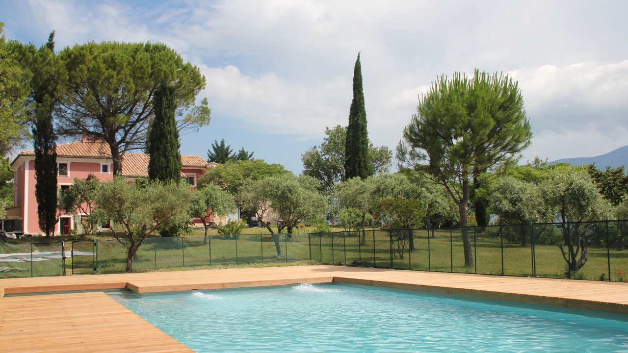 Photo of Outdoor in Mormoiron