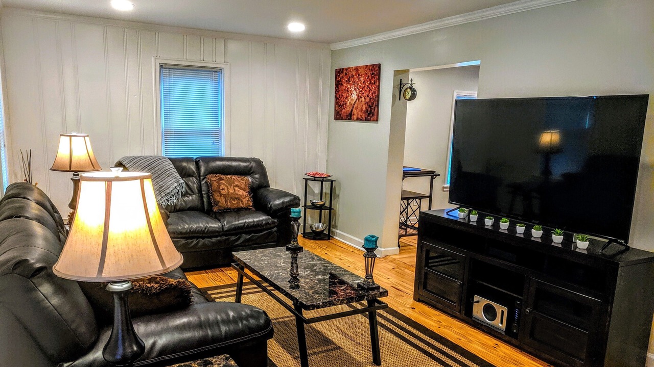 Photo of Livingroom in Raytown