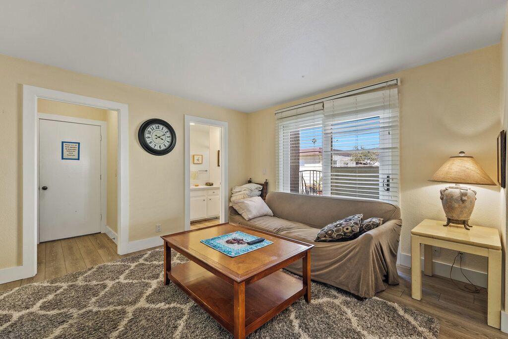 Photo of Livingroom in Westside Santa Cruz