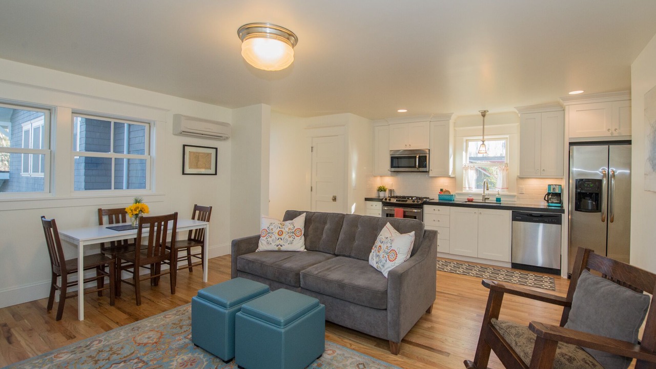 Photo of Livingroom in Sellwood-Moreland