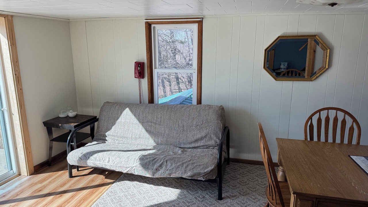 Photo of Livingroom in Ontario