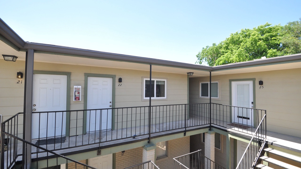 Photo of Outdoor in South Lamar
