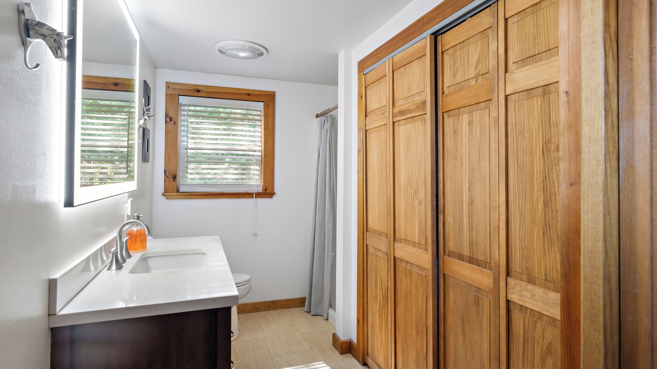 Photo of Bathroom in Ogunquit