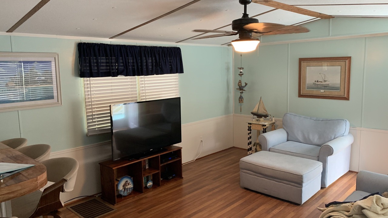 Photo of Livingroom in Tranquil Harbour