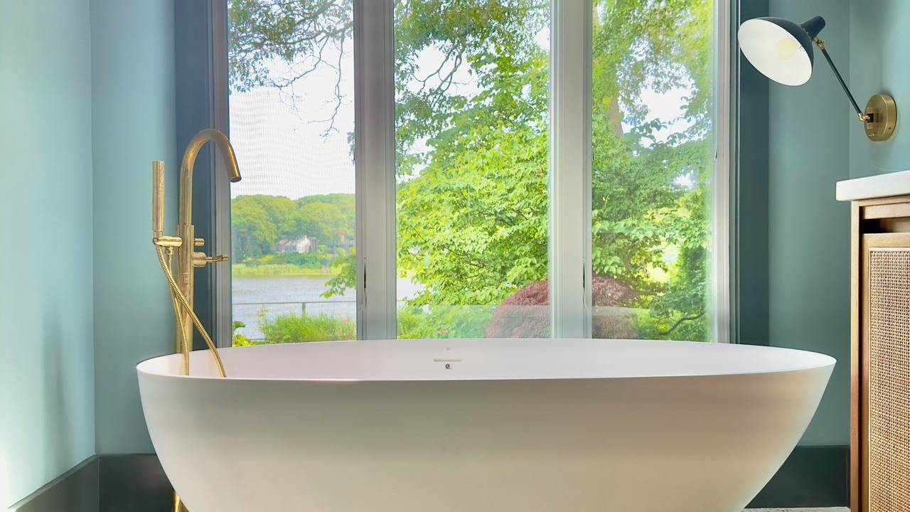 Photo of Bathroom in East Marion