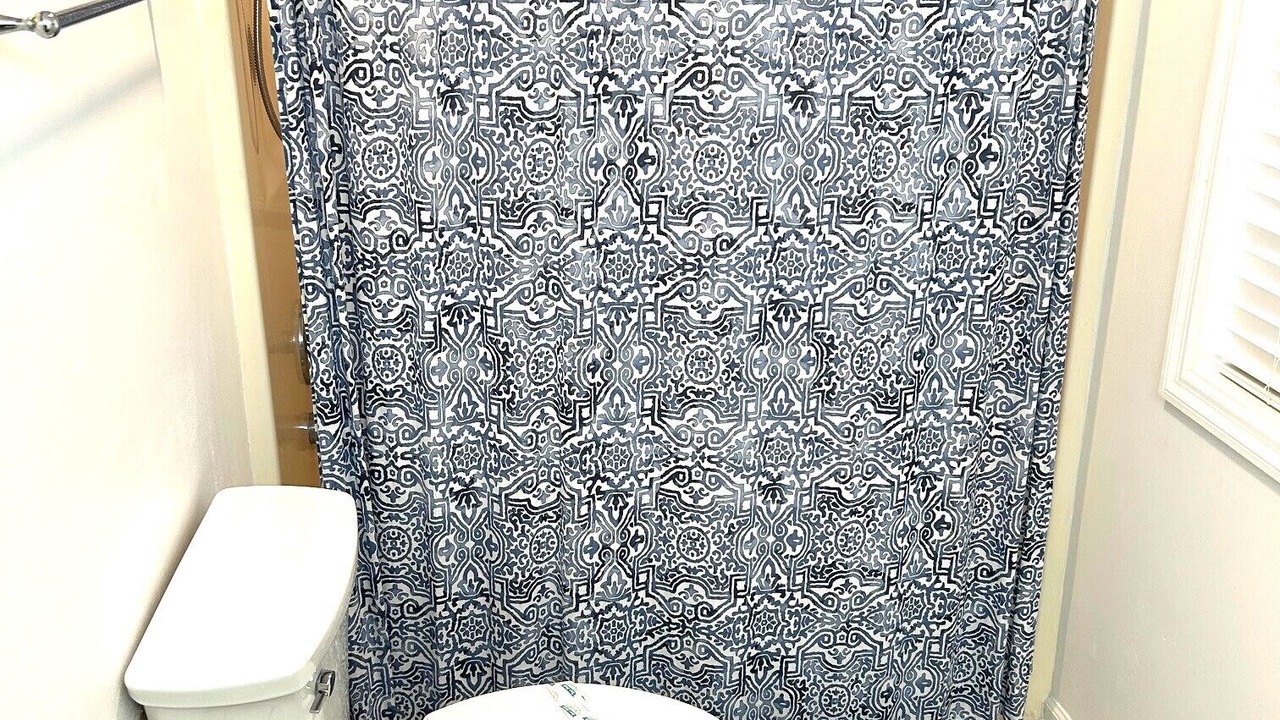 Photo of Bathroom in Emerald Isle
