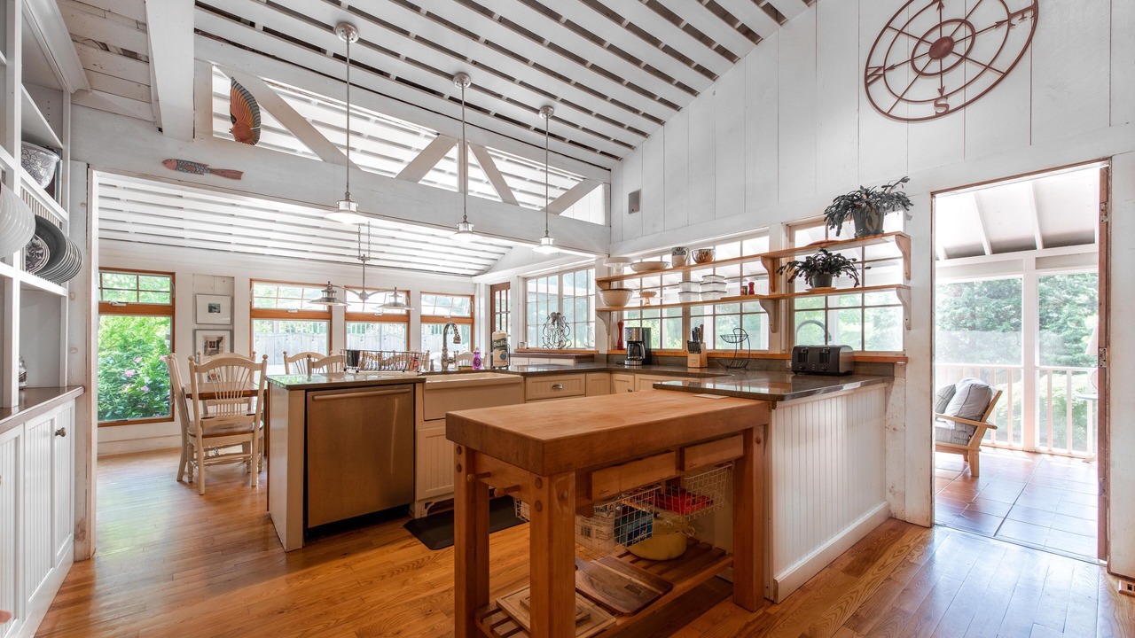 Photo of Kitchen in Watch Hill