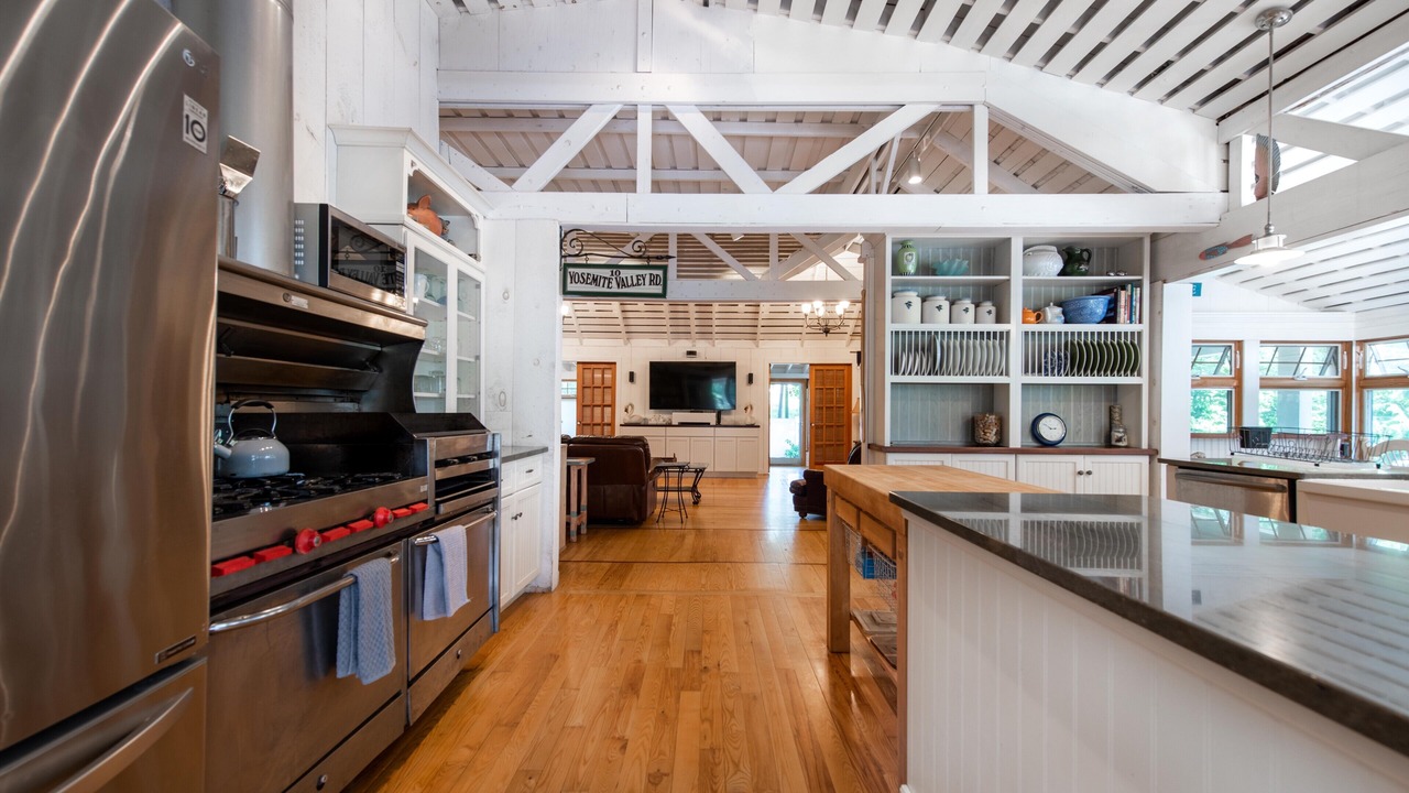 Photo of Others in Watch Hill