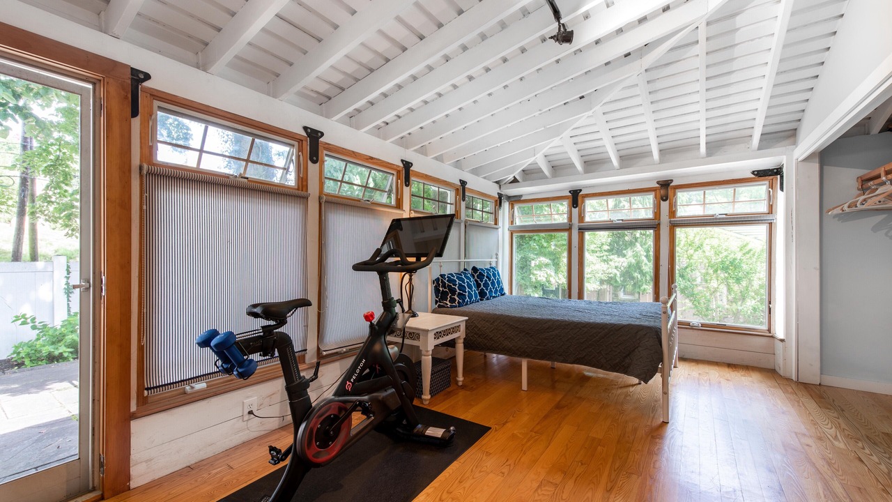 Photo of Others in Watch Hill