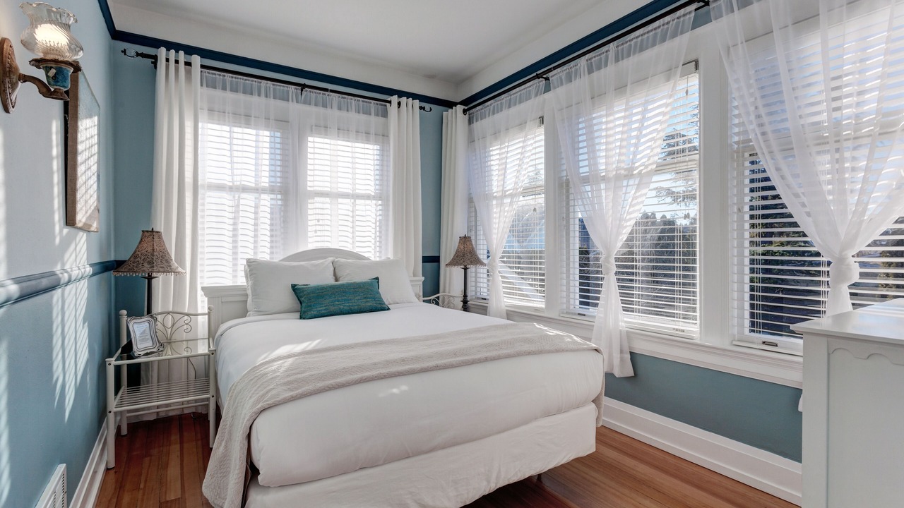 Photo of Bedroom in Anacortes