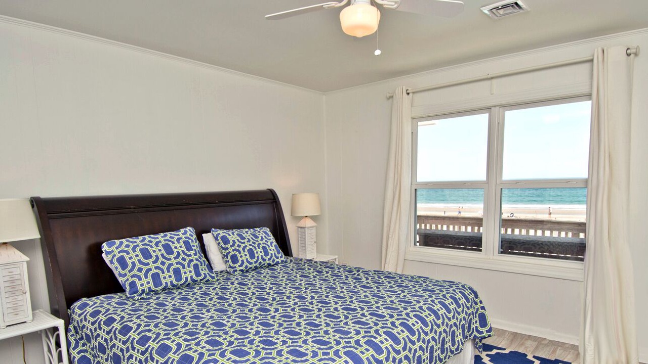 Photo of Bedroom in Emerald Isle