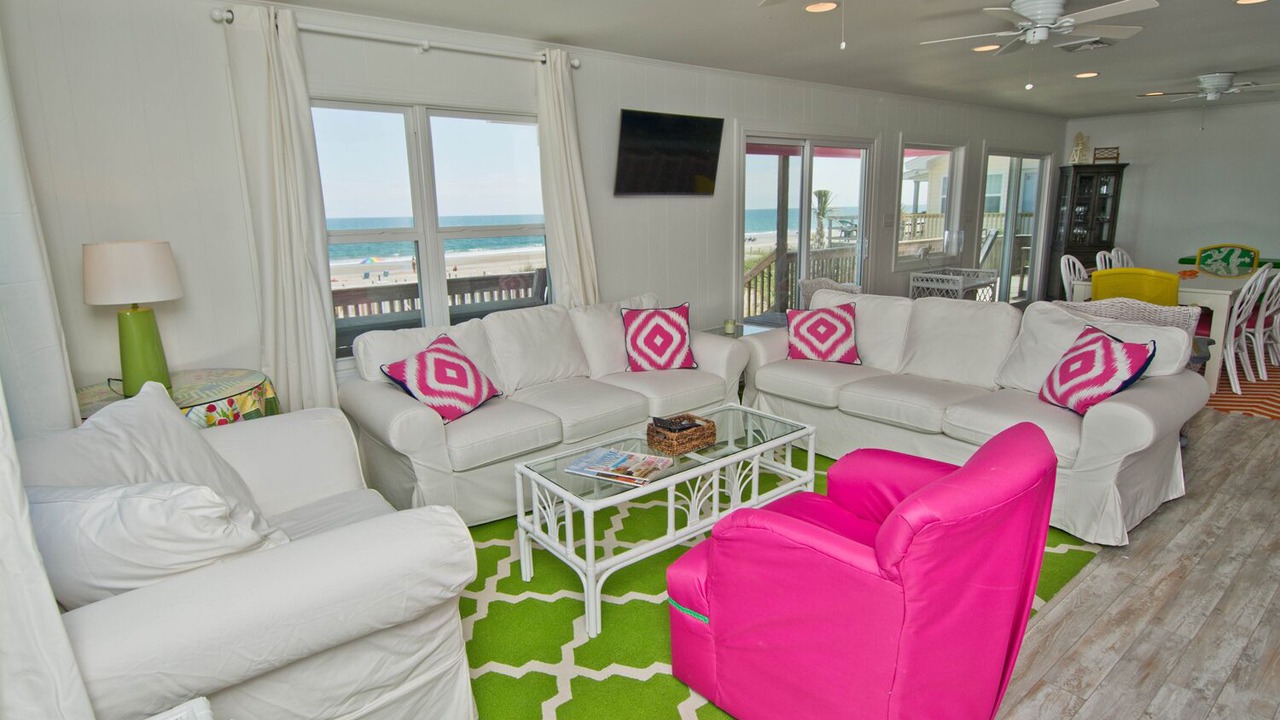Photo of Livingroom in Emerald Isle