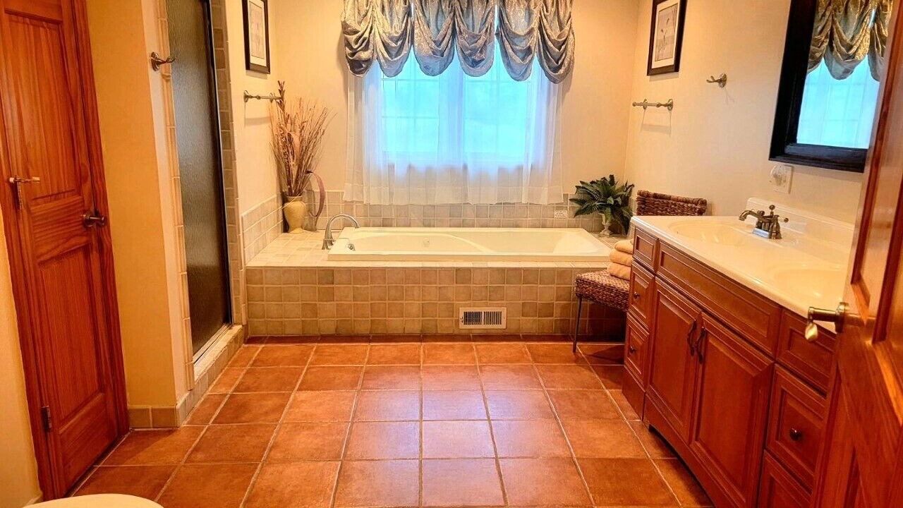 Photo of Bathroom in Mansfield