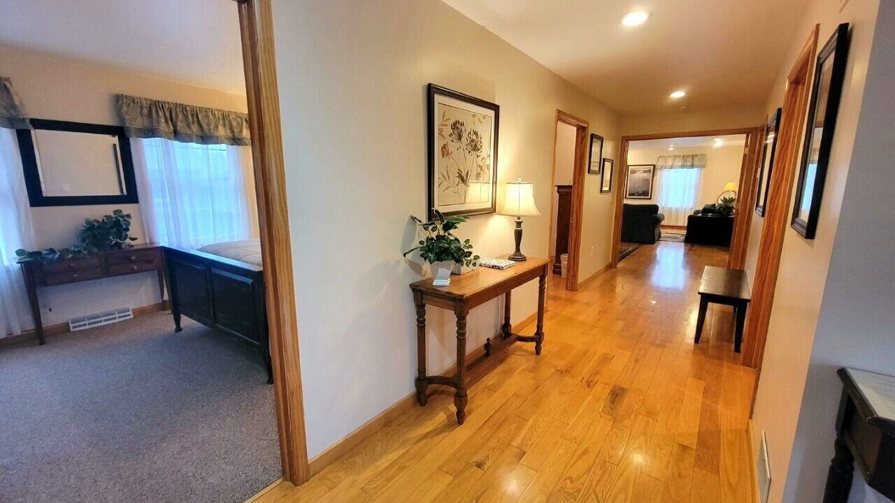 Photo of Others in Mansfield