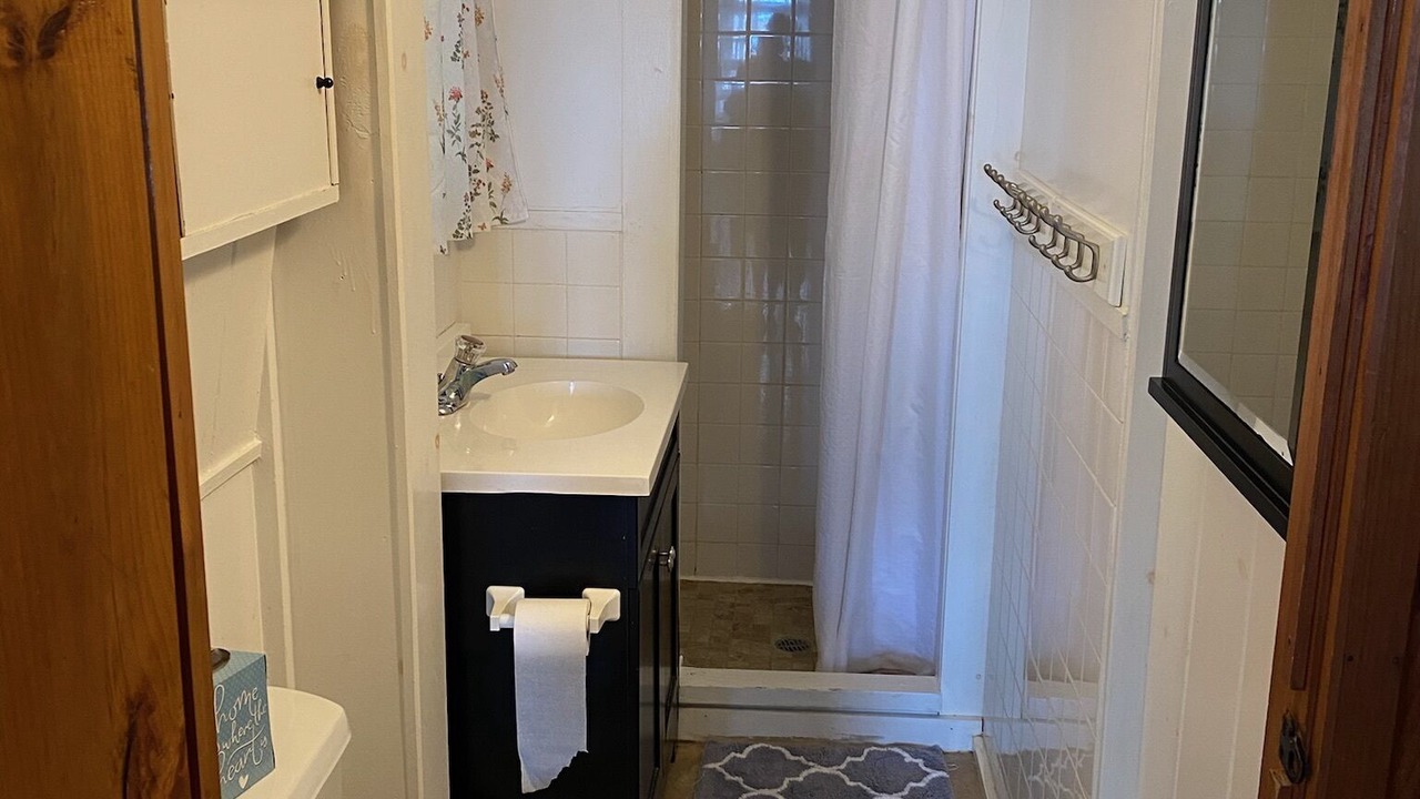 Photo of Bathroom in Clayton
