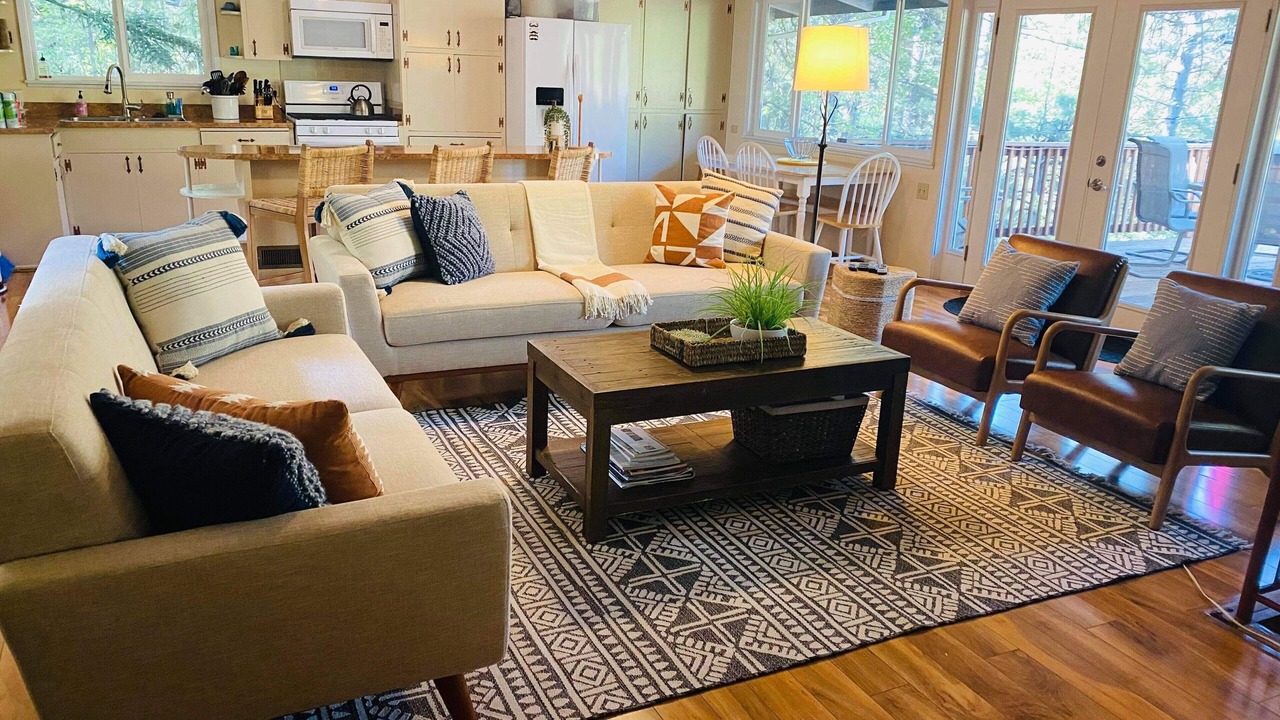 Photo of Bedroom in Cobb