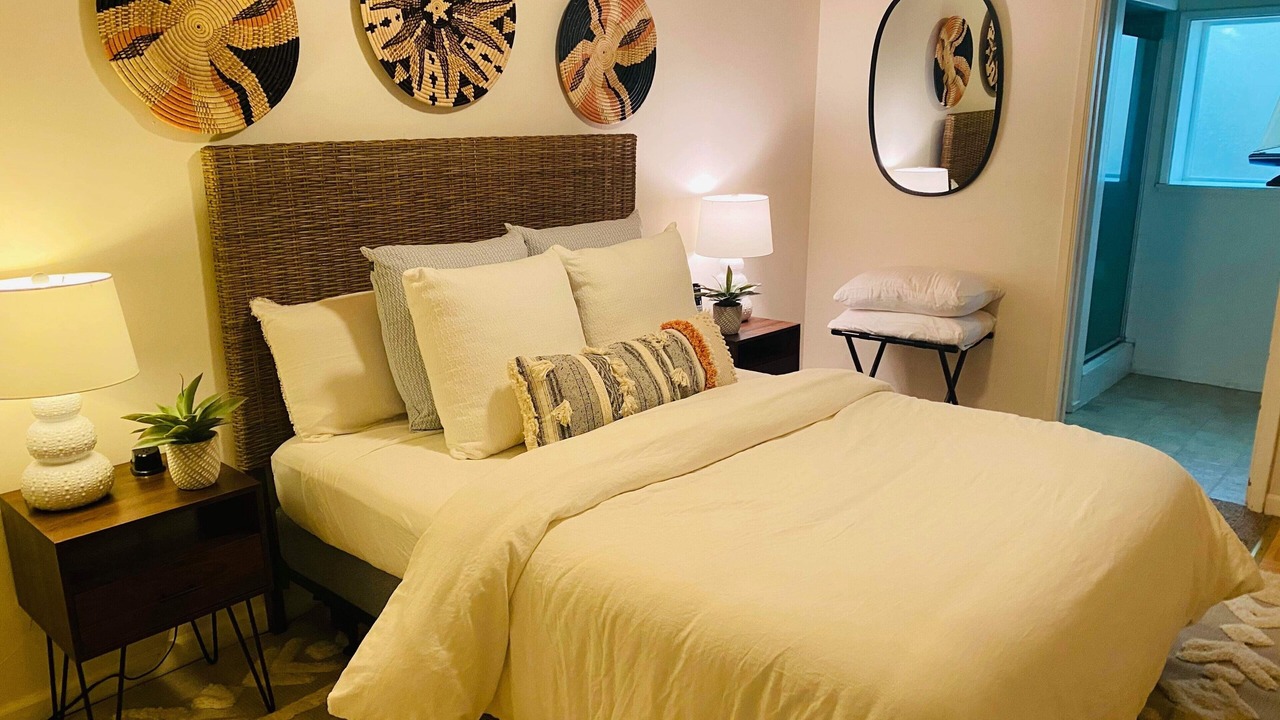 Photo of Others in Cobb