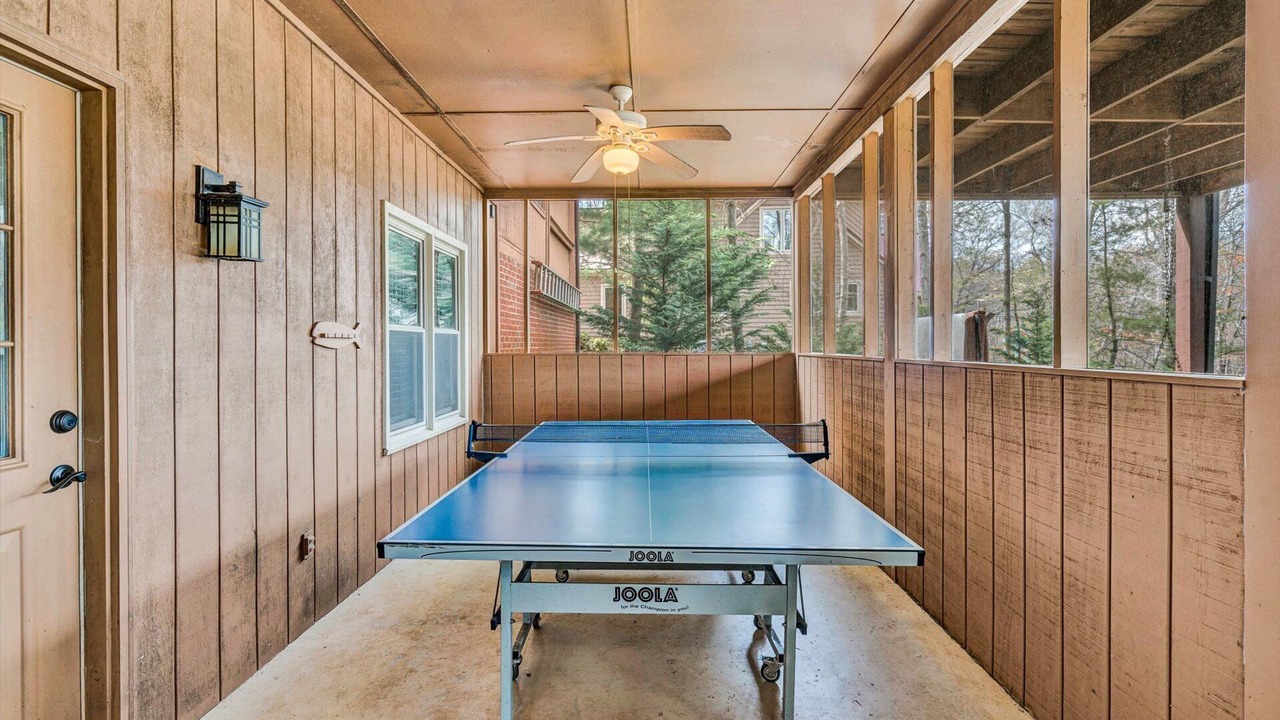 Photo of Outdoor in Huddleston