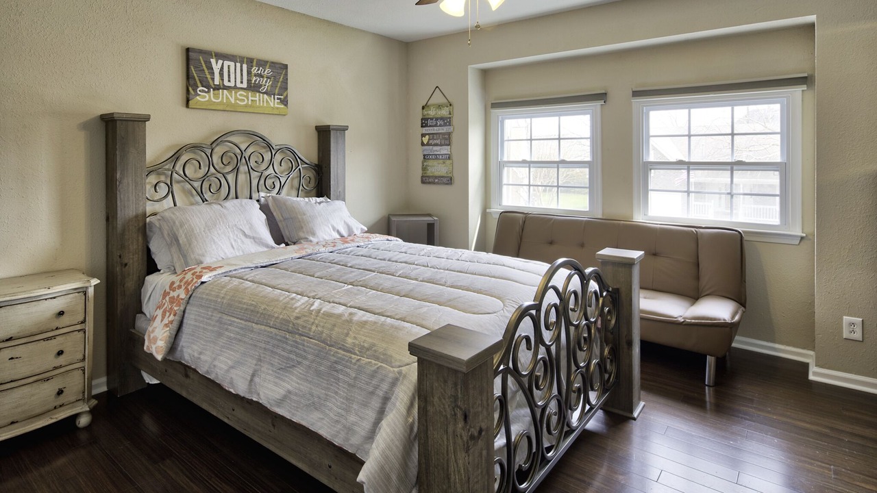 Photo of Bedroom in Northwest