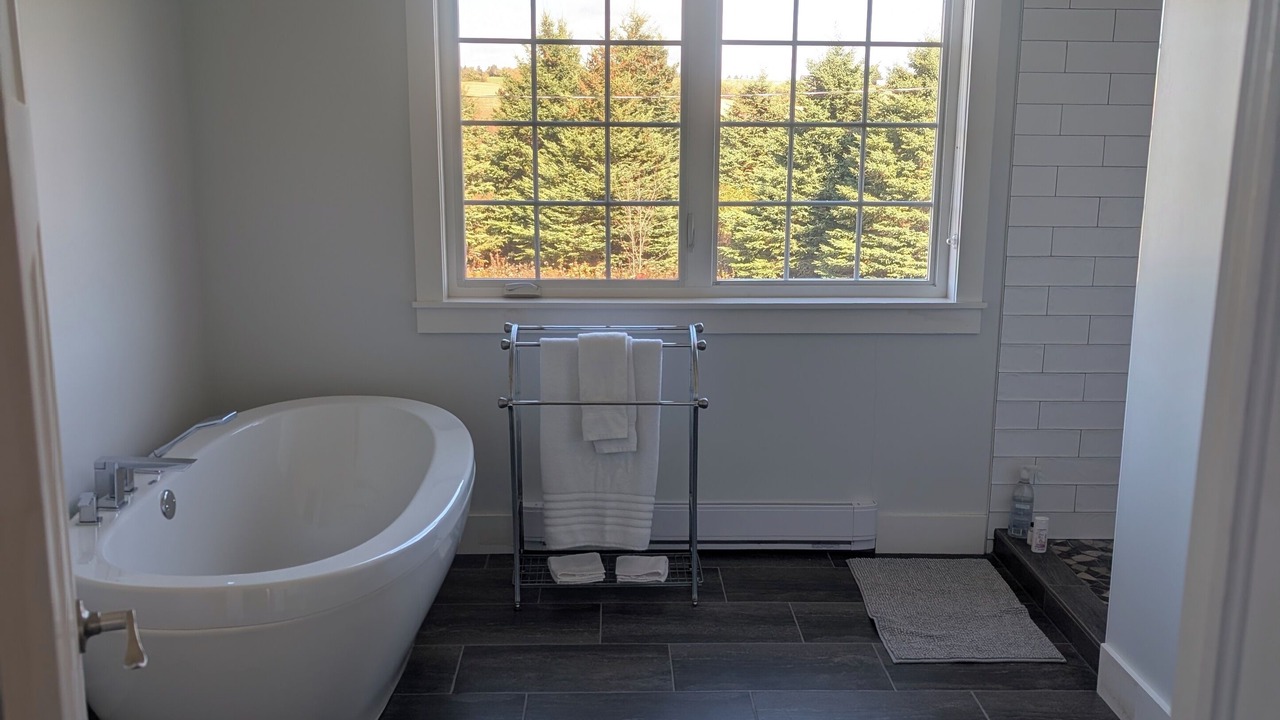 Photo of Bathroom in Little Pond
