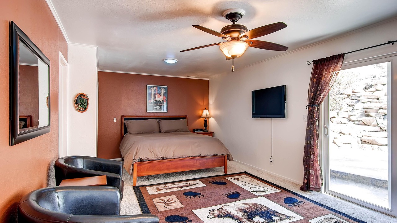 Photo of Bedroom in Yosemite Forks