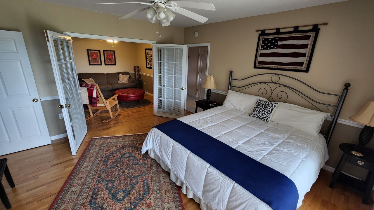 Photo of Bedroom in Walker-In-the-Hills