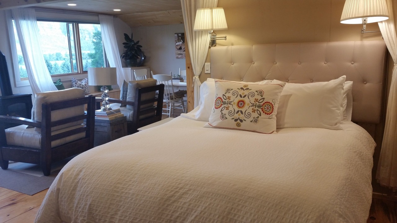 Photo of Bedroom in Hermosa