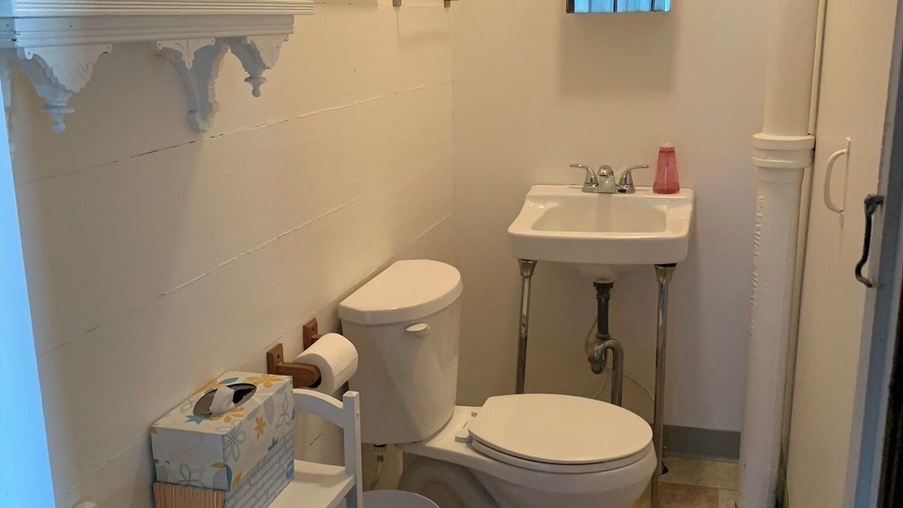 Photo of Bathroom in Bloomingdale