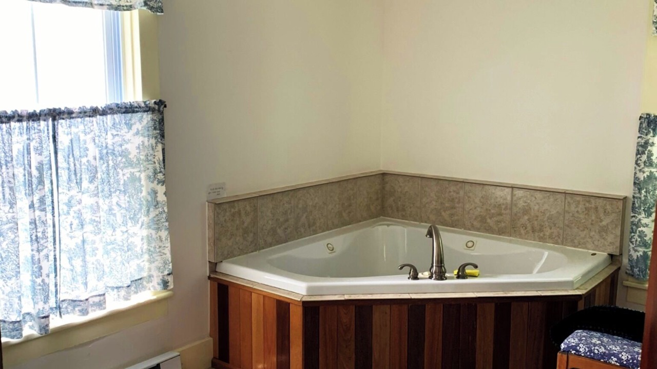 Photo of Bathroom in Bloomingdale