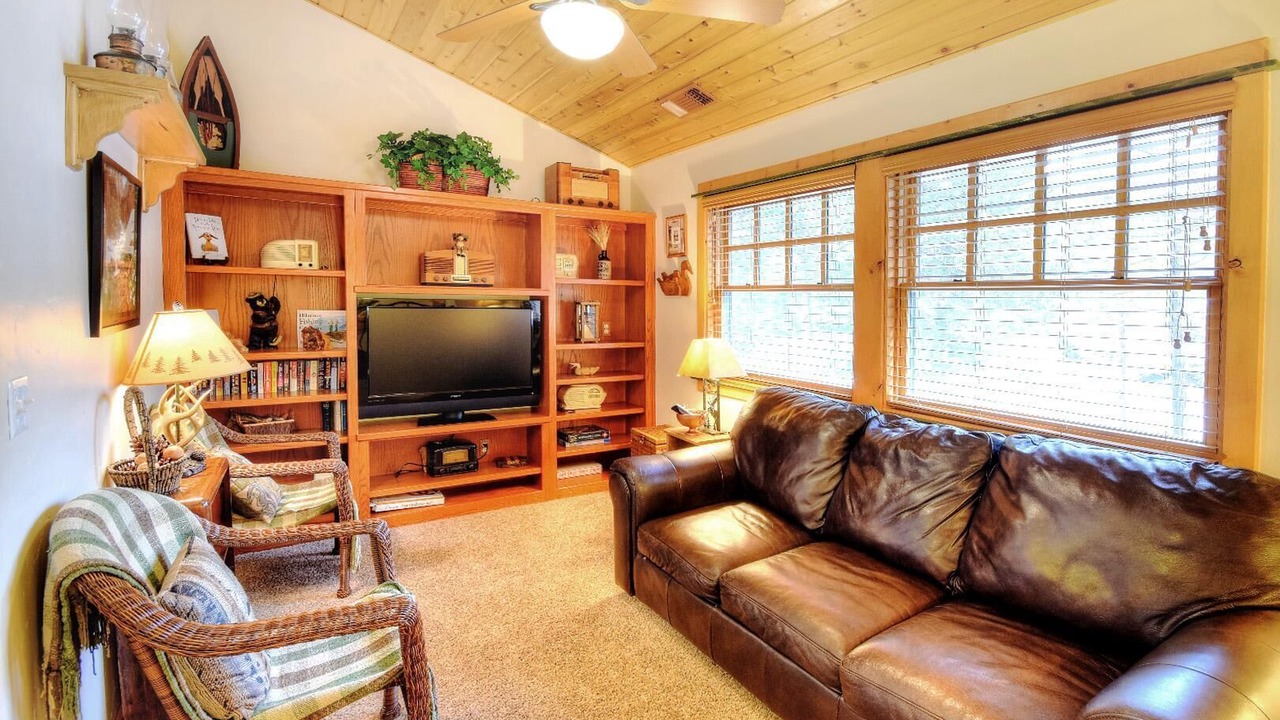 Photo of Livingroom in Yosemite West