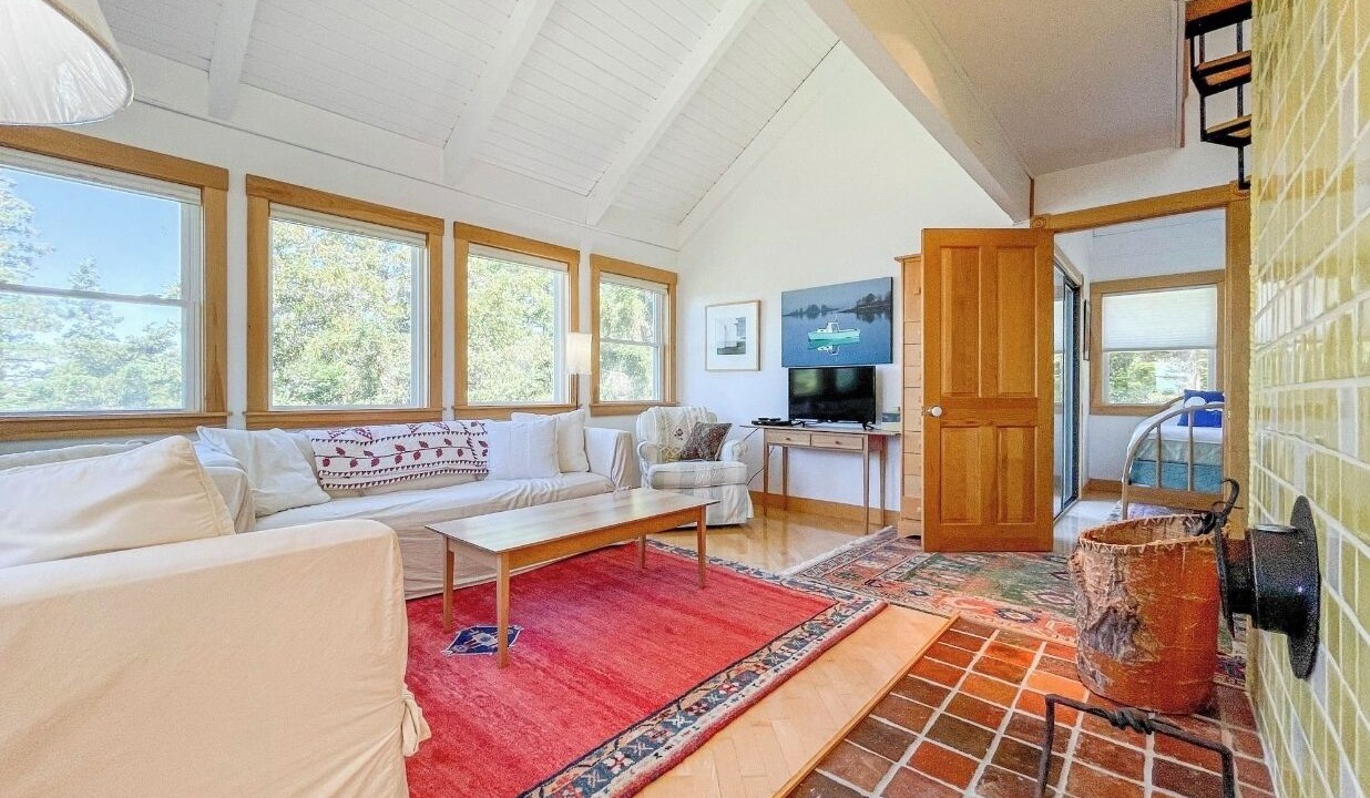 Photo of Livingroom in Winter Harbor