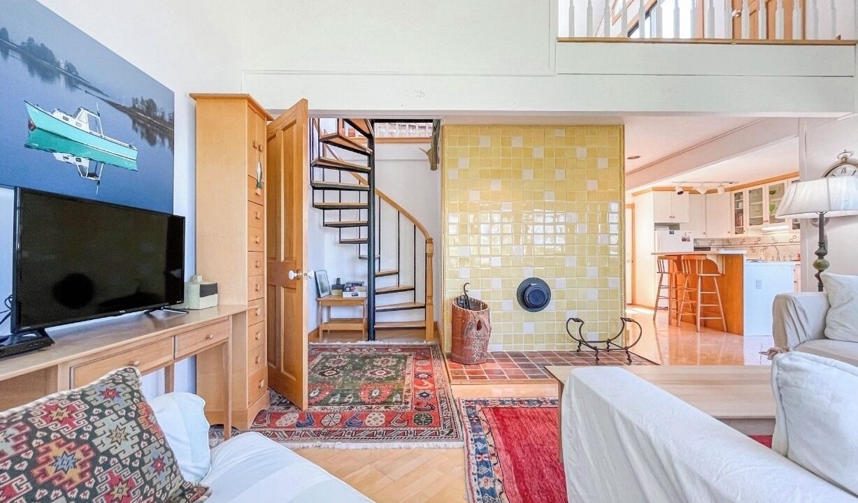 Photo of Livingroom in Winter Harbor