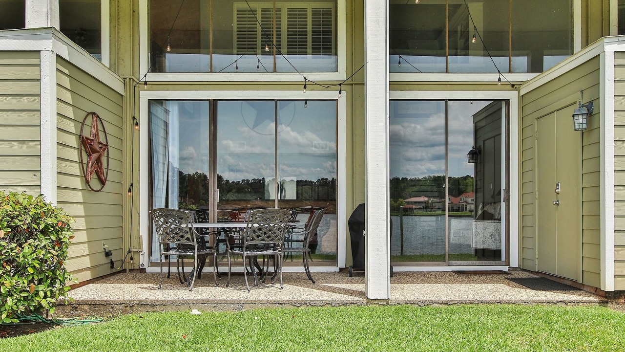 Photo of Outdoor in April Sound