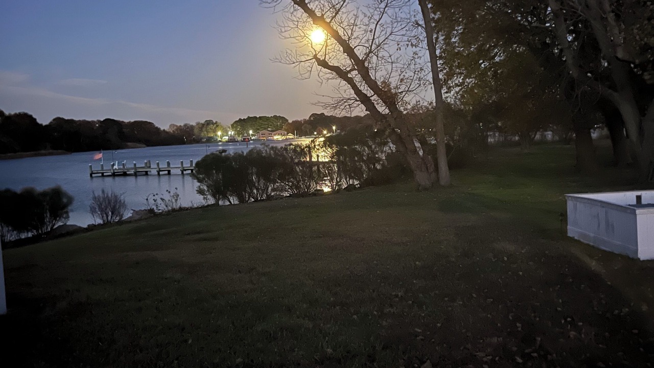 Photo of Outdoor in Secretary