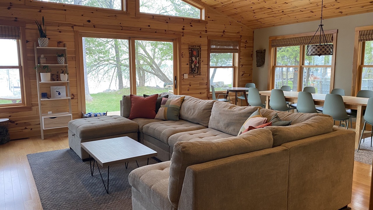 Photo of Livingroom in Cheboygan County