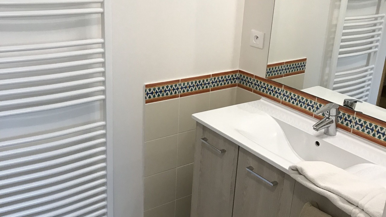 Photo of Bathroom in Les Marets