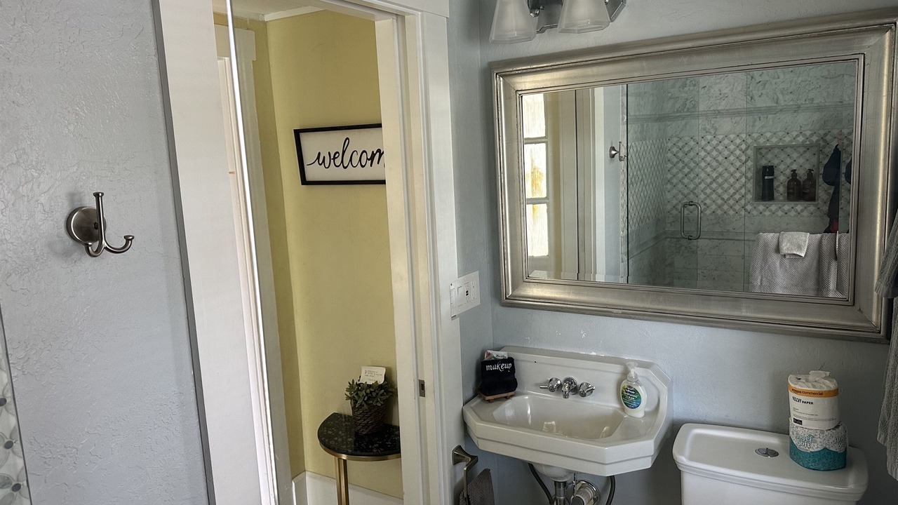 Photo of Bathroom in Crescent Lake