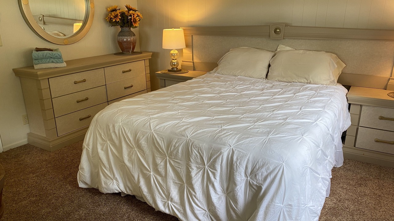 Photo of Bedroom in Town of Richmond