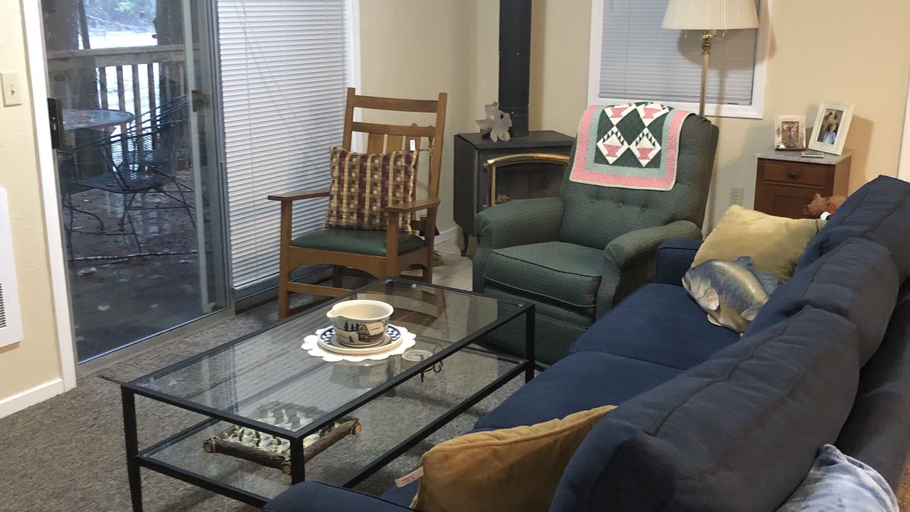 Photo of Bedroom in Mapleton