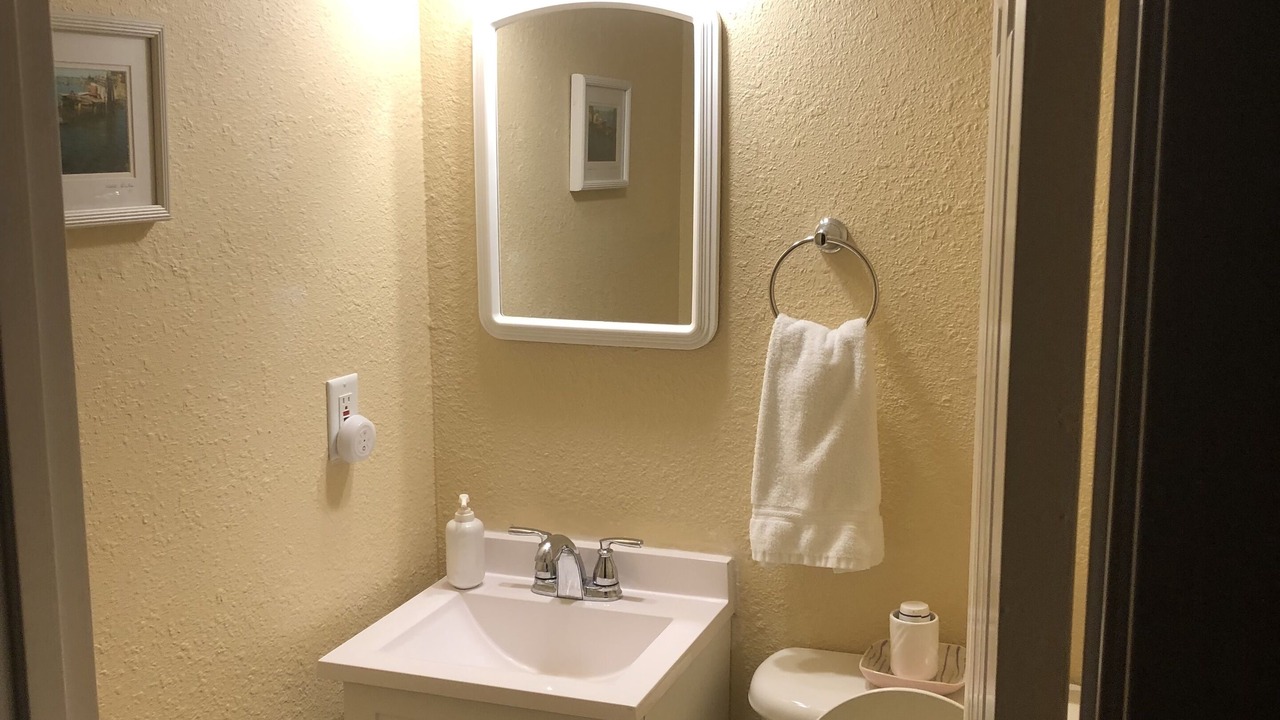 Photo of Bedroom in Mapleton