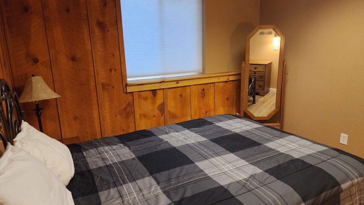 Photo of Bedroom in Rainbow Valley