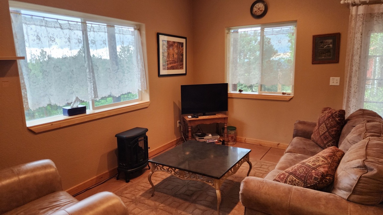 Photo of Livingroom in Rainbow Valley