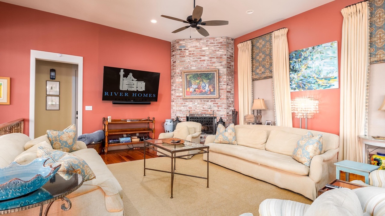 Photo of Livingroom in Livonia