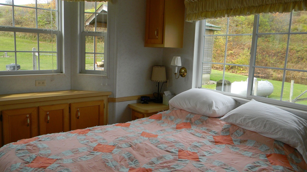Photo of Bedroom in Aurora