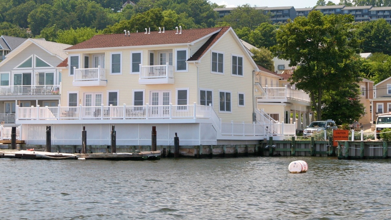 Photo of Others in Highlands