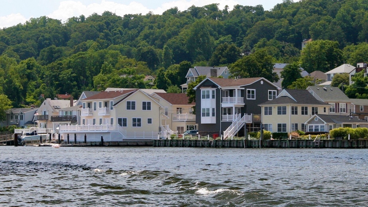 Photo of Others in Highlands