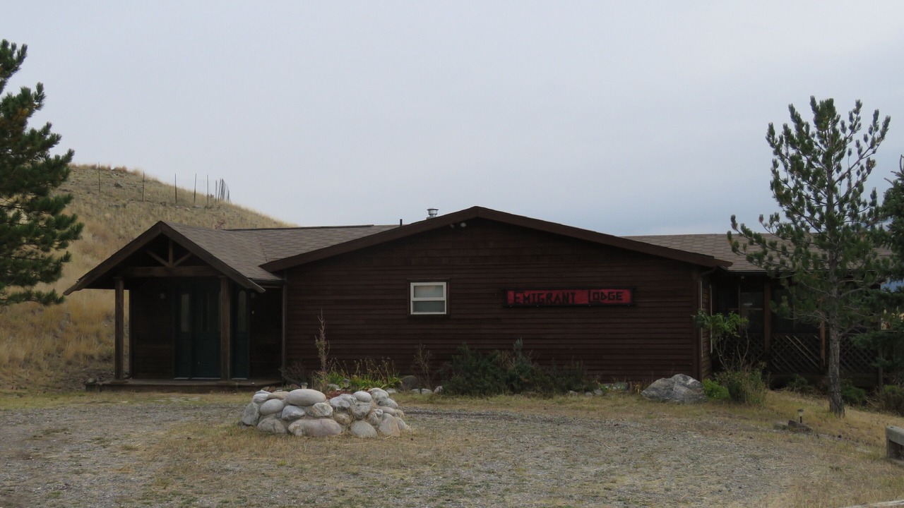 Photo of Others in Emigrant