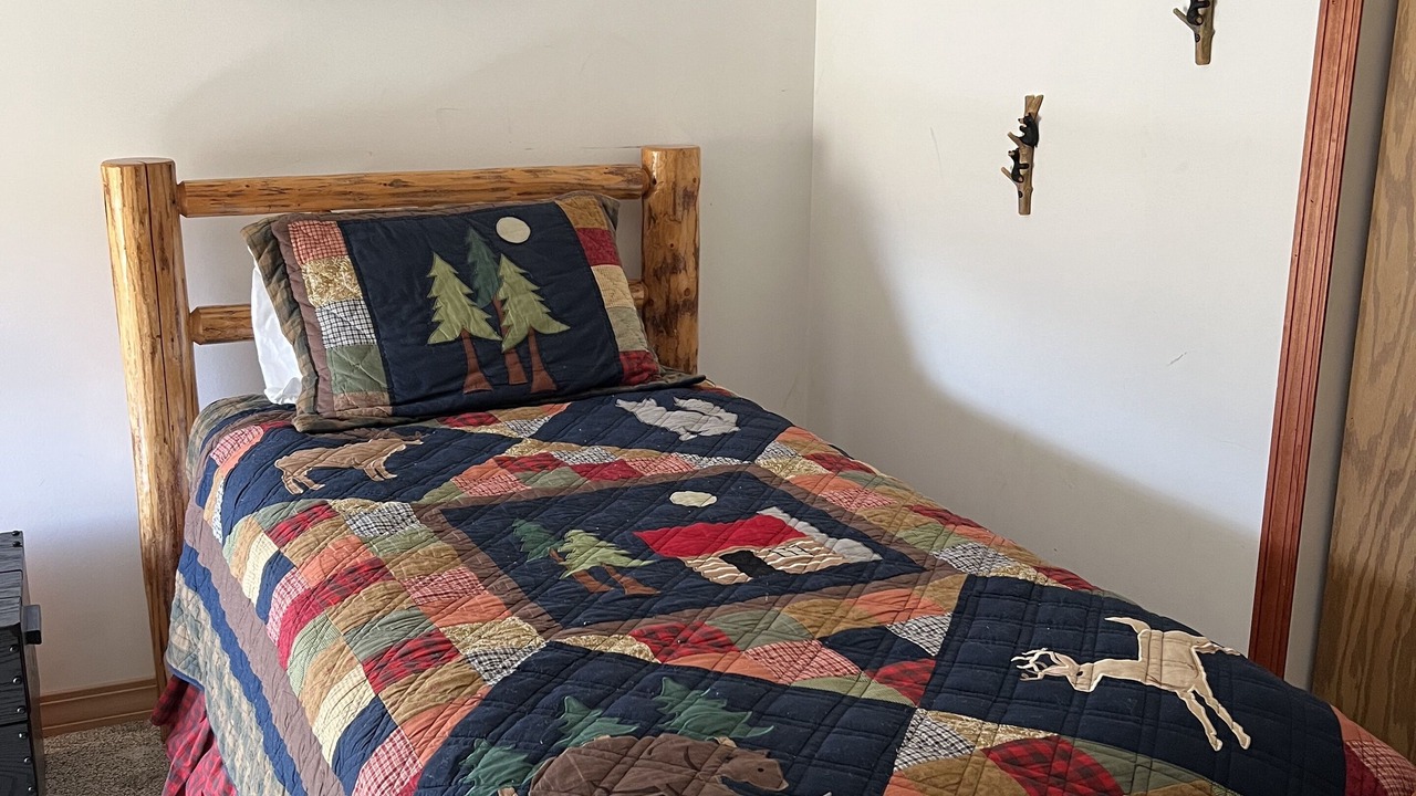 Photo of Bedroom in Emigrant