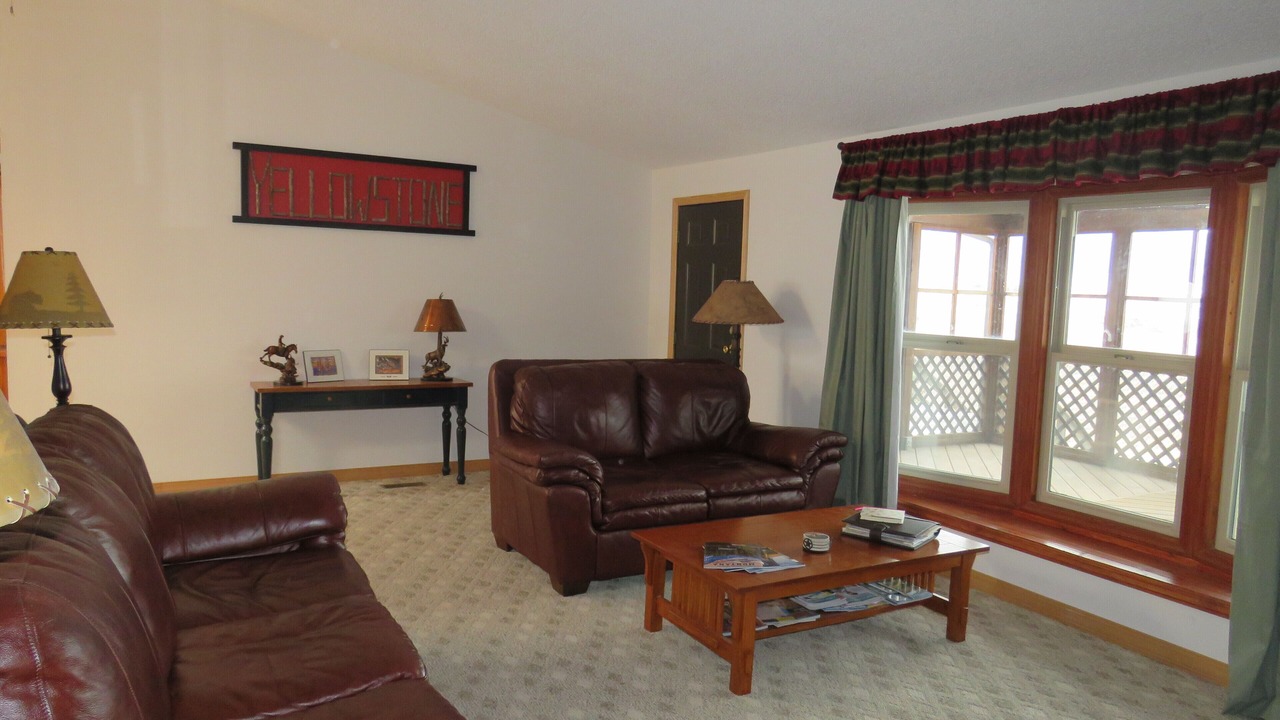 Photo of Livingroom in Emigrant